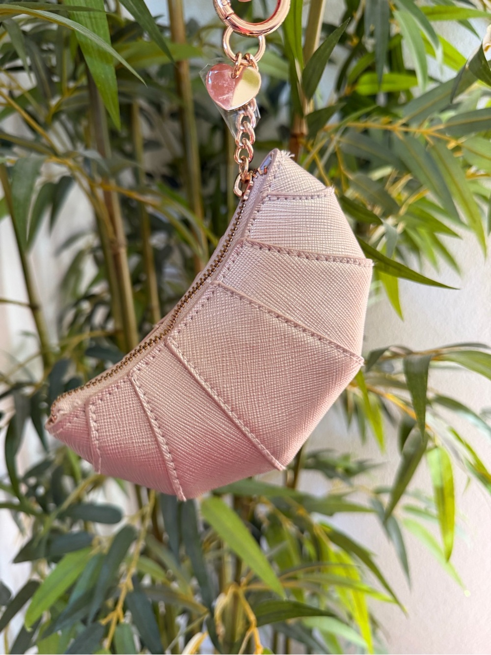 Croissant Faux‑Leather Zipper Pouch Clip‑On Charm – Like New